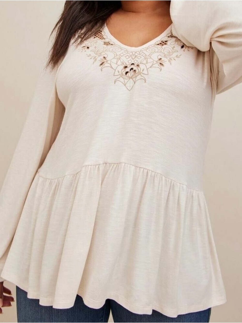 Torrid Babydoll V-Neck Cream Embroidered Long Sleeve Top Size 0 Large Boho